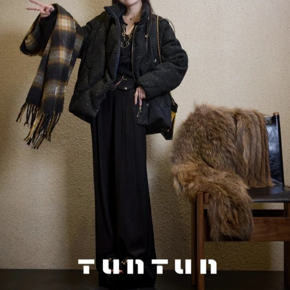 11月10号上新【天鹅堡】智性魅力 精致V领毛衣(含别针)