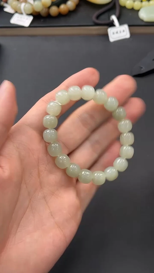 未镶嵌手串和田玉福利且末青白老型手串卡10微色差 裂