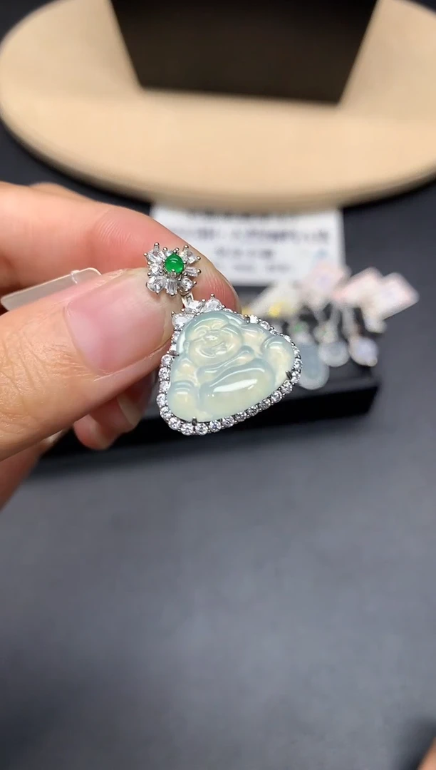 翡翠银S925镶嵌吊坠(不含链)佛公【无服务费】