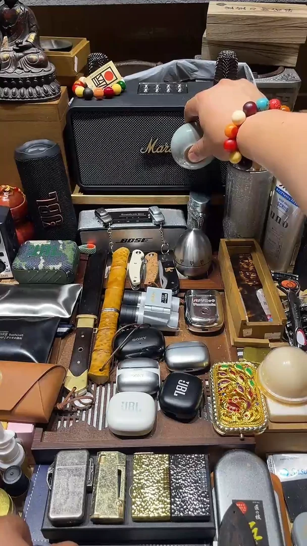 瓷片闪购商品 如图所示