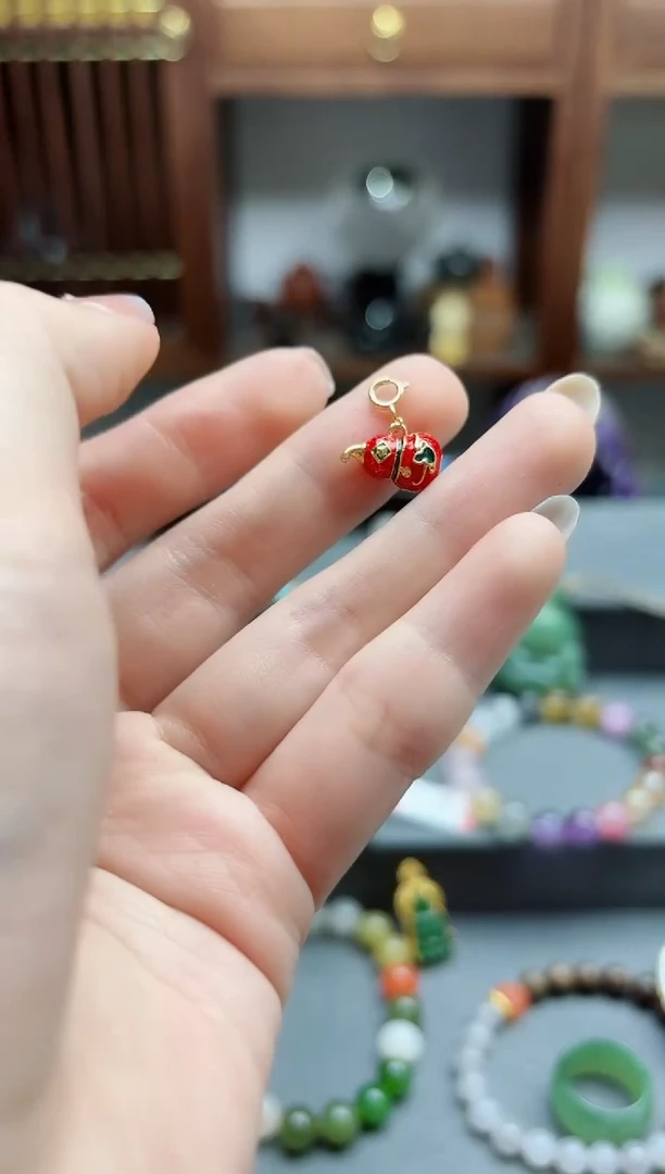 【闪购商品】18K金颈饰18k金葫芦吊坠 MY赠链预售