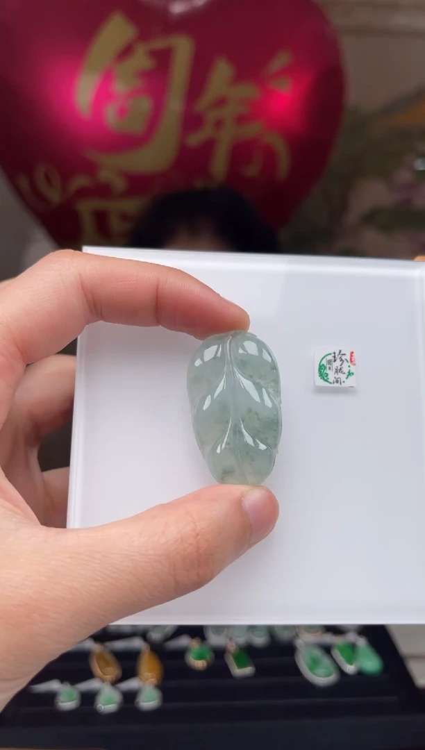 【闪购商品】翡翠颈饰未镶嵌33号标签撕毁不退换