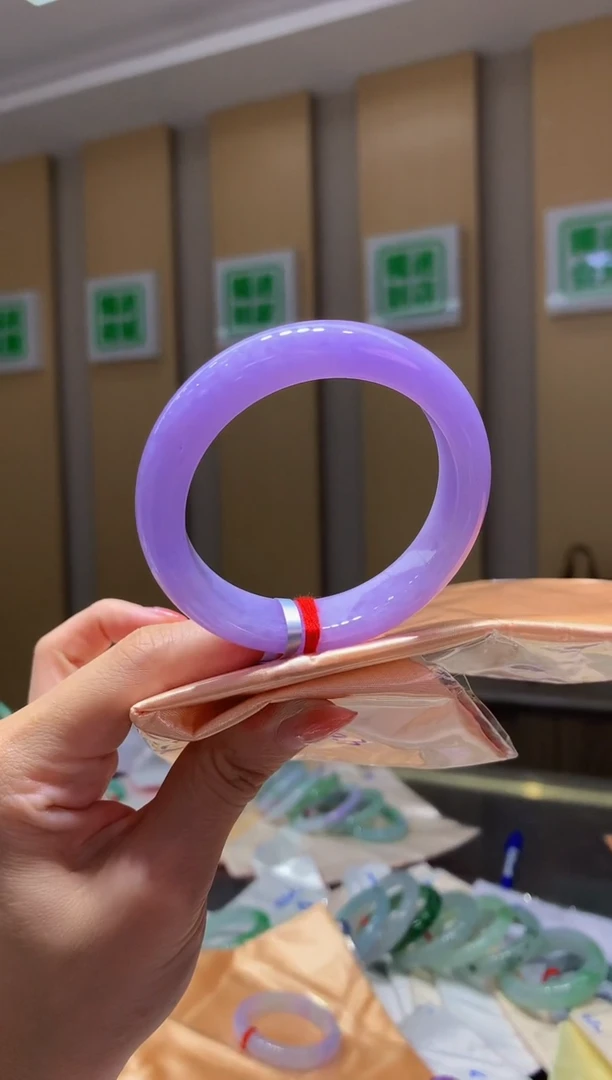 未镶嵌手镯翡翠- 52.5圈口