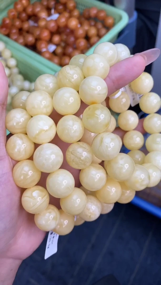 裸石琥珀未镶嵌10/4多样性发其一46