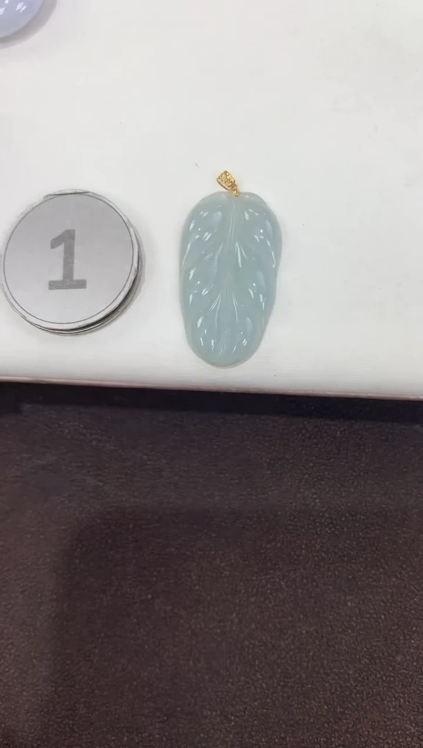 颈饰18K金镶嵌翡翠天然缅甸A货翡翠