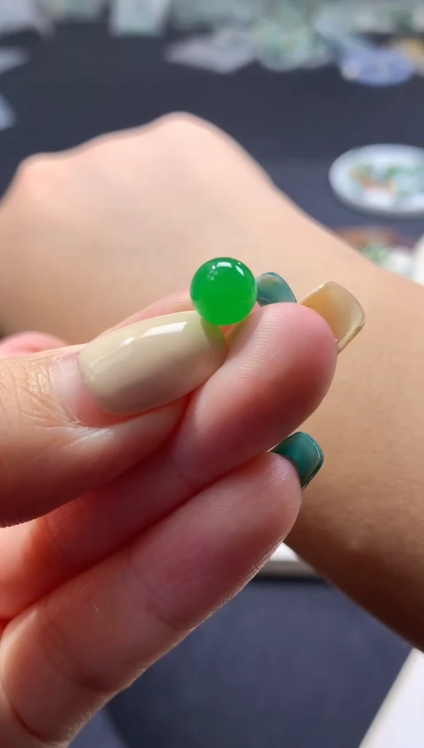 未镶嵌定制翡翠卡7.3mm