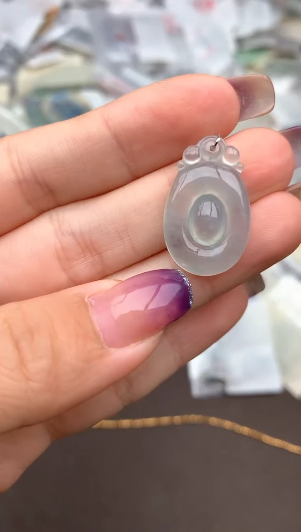 未镶嵌挂件翡翠一