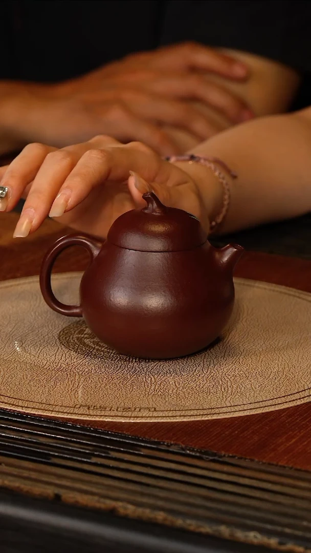 茶壶紫砂宜兴紫砂LHQ 紫泥  茄段