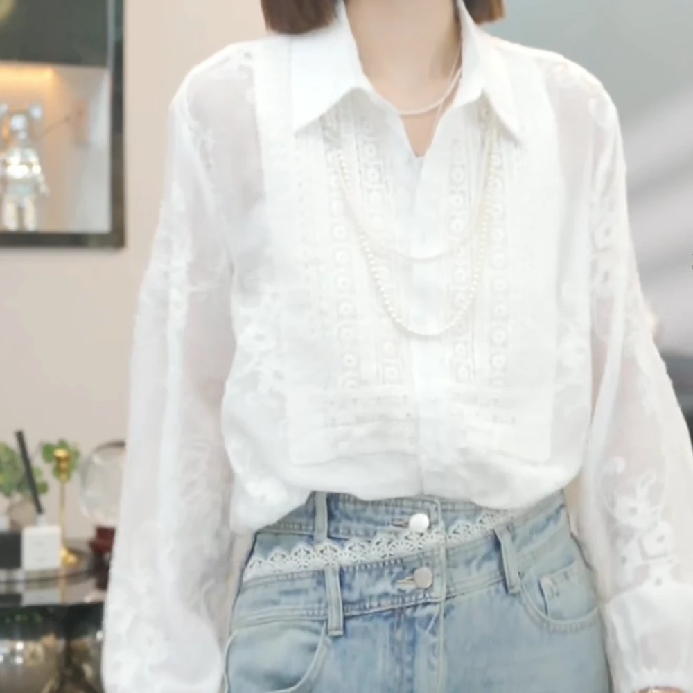 2025早春新款时尚休闲气质轻奢小众白色百搭设计感宽松衬衫女