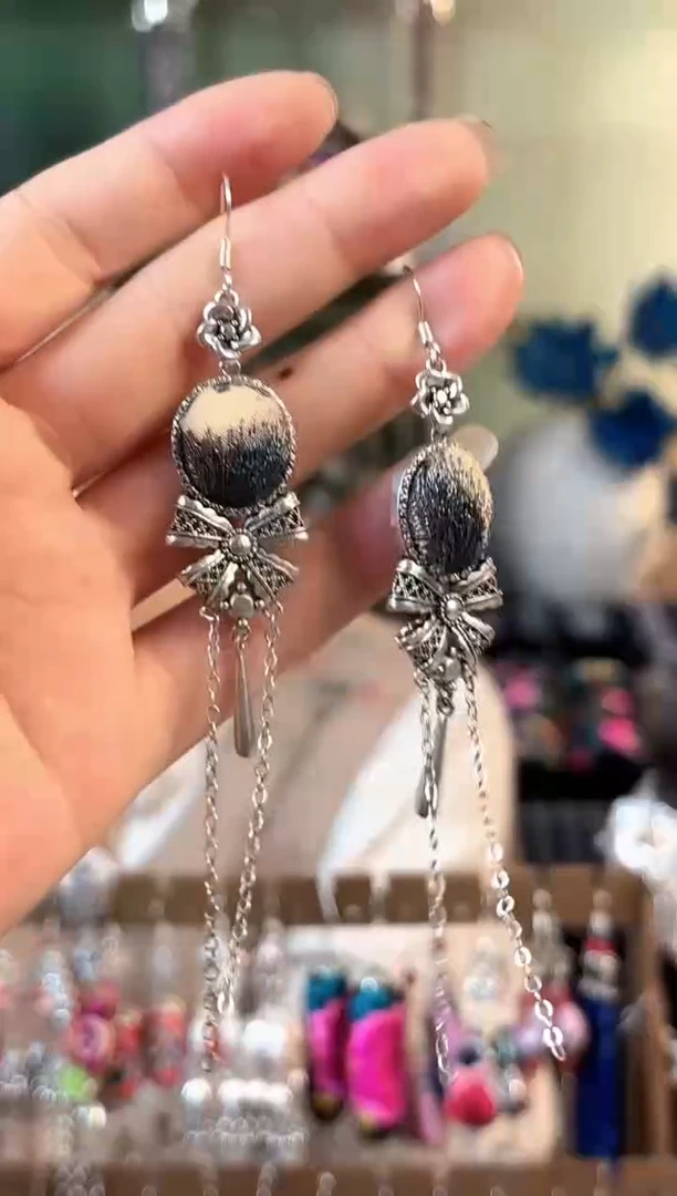 彩云南阁非遗老绣饰品560*