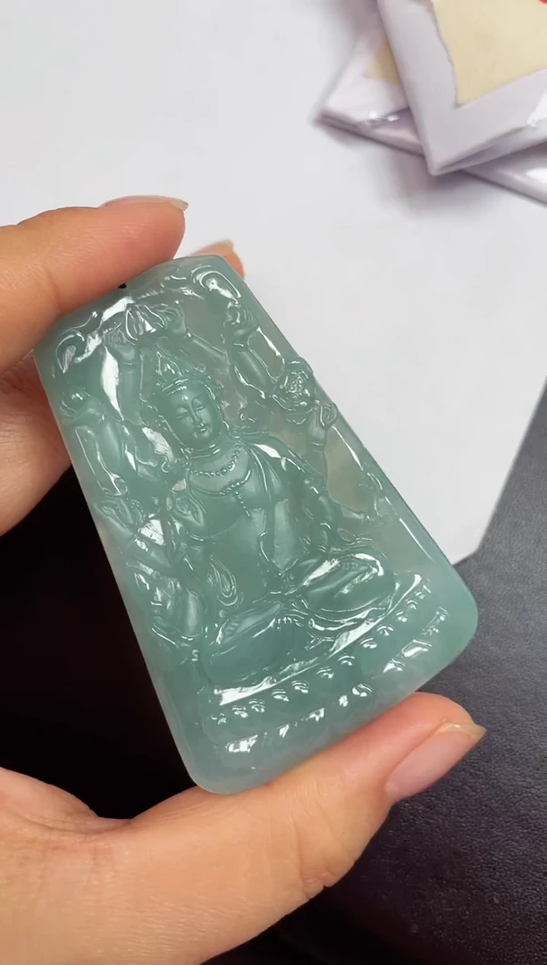 颈饰未镶嵌翡翠天然缅甸翡翠A货