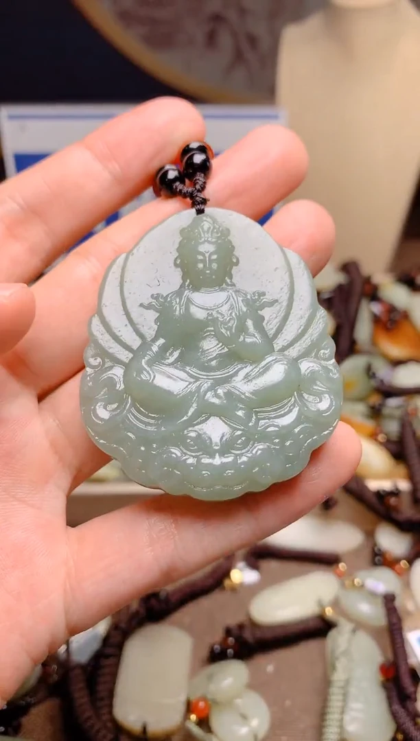 和田玉未镶嵌颈饰1