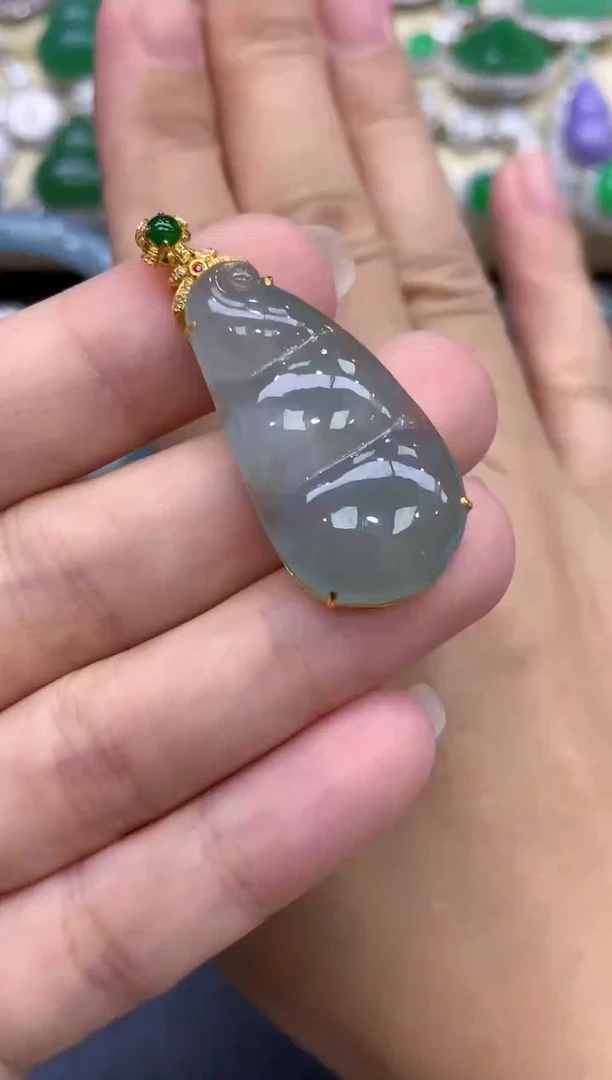 颈饰18K金镶嵌翡翠111-中国好珍宝