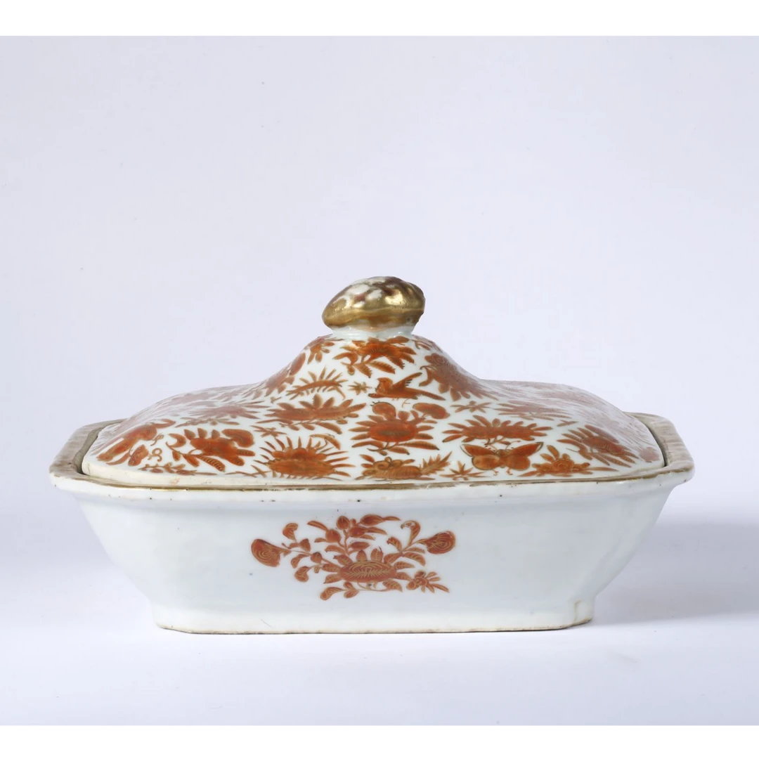 【拍卖-清晚】·矾红描金花鸟纹盖盆