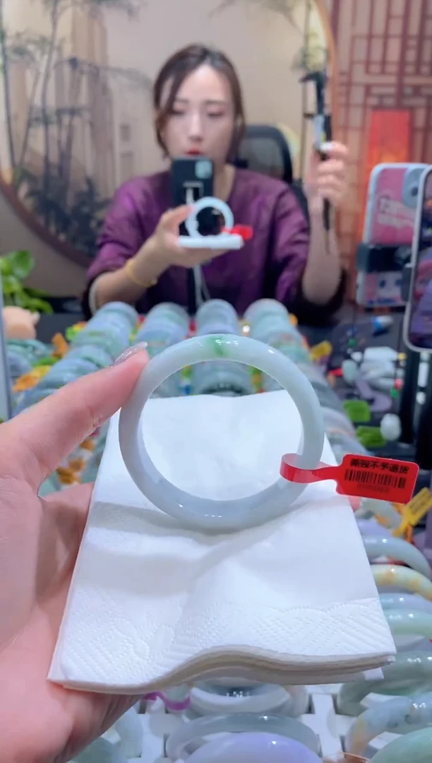 未镶嵌手镯翡翠000070411