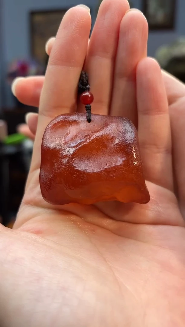 琥珀颈饰未镶嵌吊坠