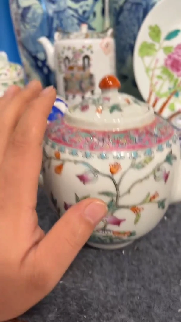 摆件瓷摆件瓷摆件高端粉圈竹节把水壶