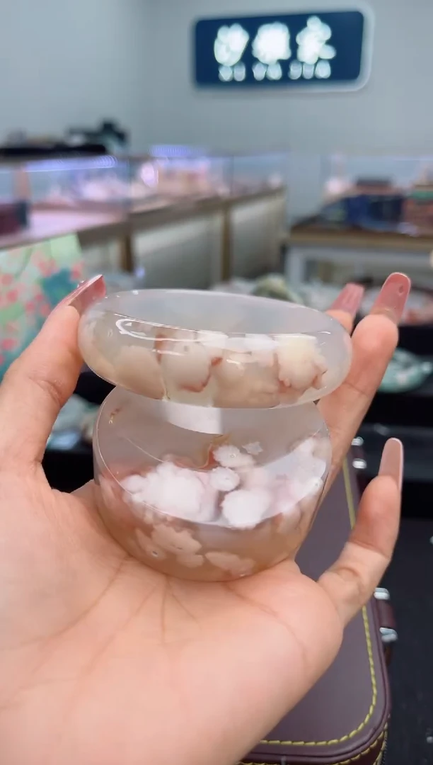 石英质玉手镯未镶嵌60圈口（赠品镯心）020