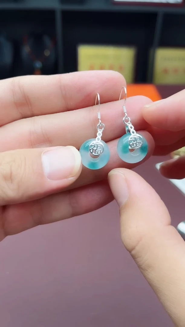 石英质玉（天山翠）银S925镶嵌耳饰721000