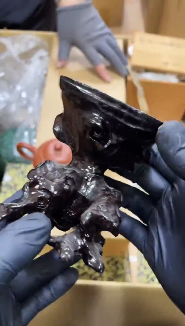 如图所示 阁集工艺品