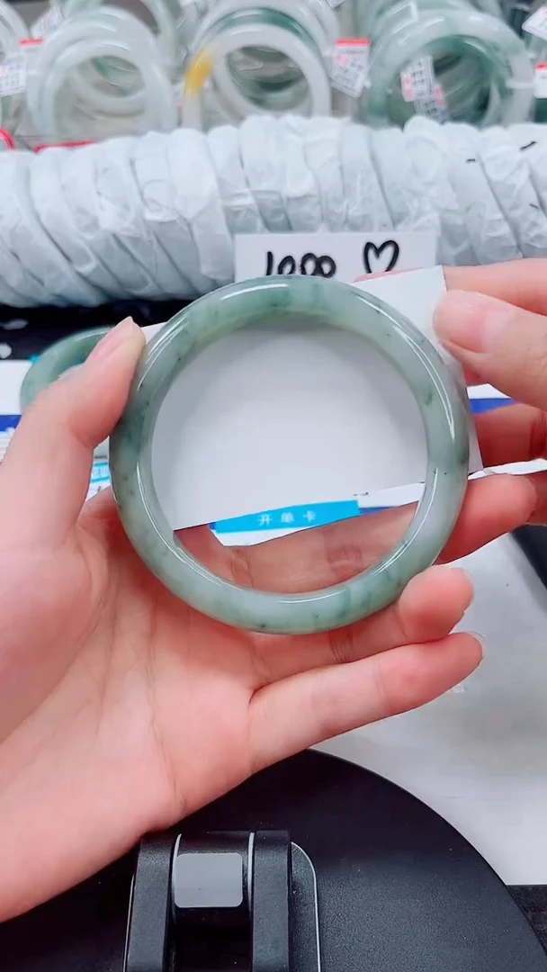 未镶嵌手镯石英质玉19-63/64