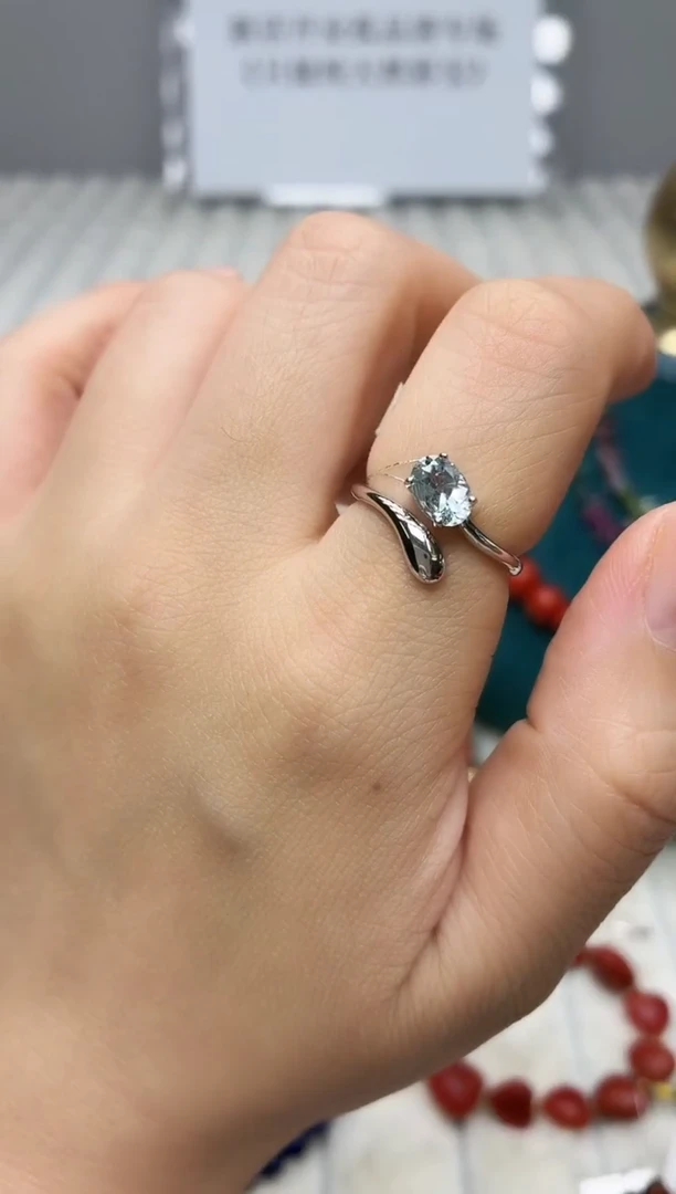 银S925镶嵌托帕石戒指140BJ1212产品一个（多样性）