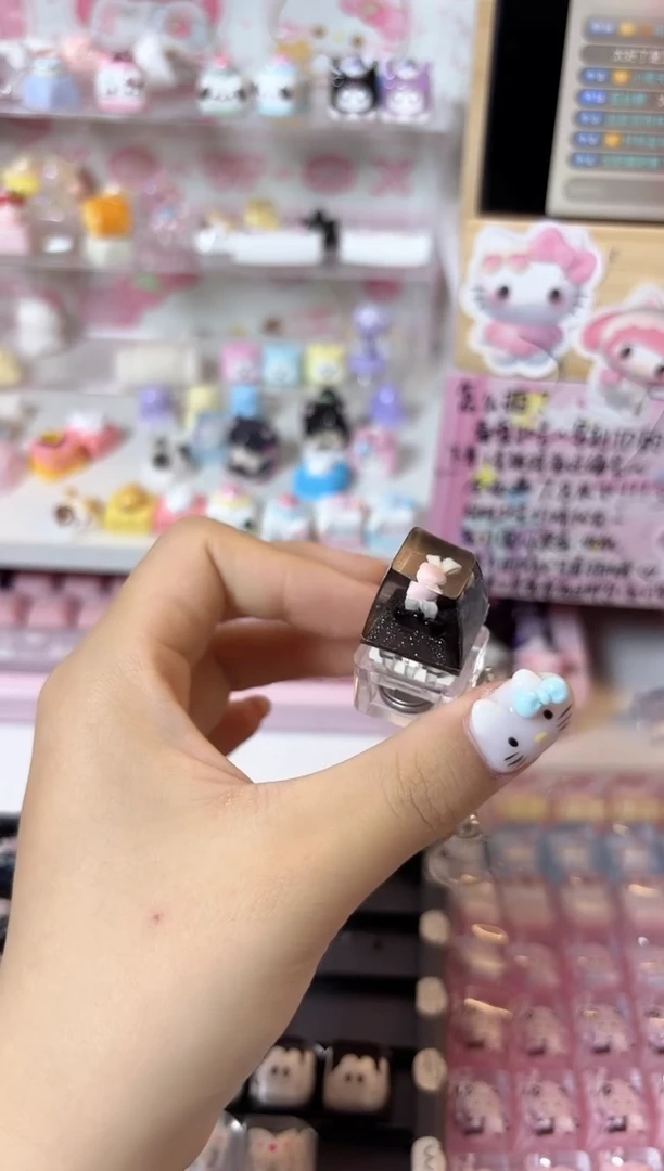 10.黑蝴蝶结滴胶键帽