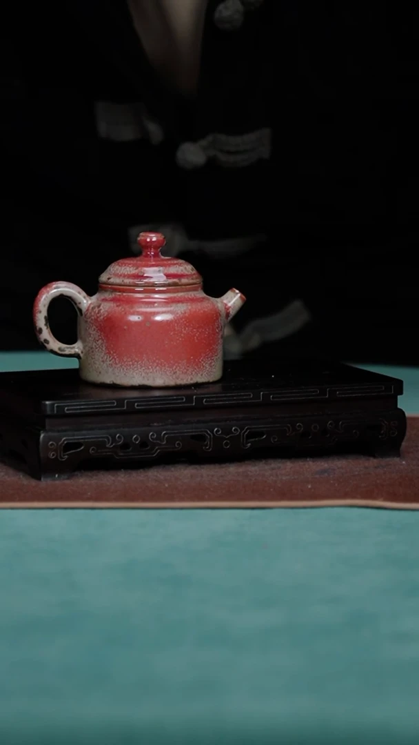 【闪购商品】237-1德钟壶（炉钧釉）