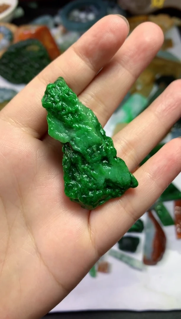 颈饰未镶嵌翡翠一**舟023天然翡翠