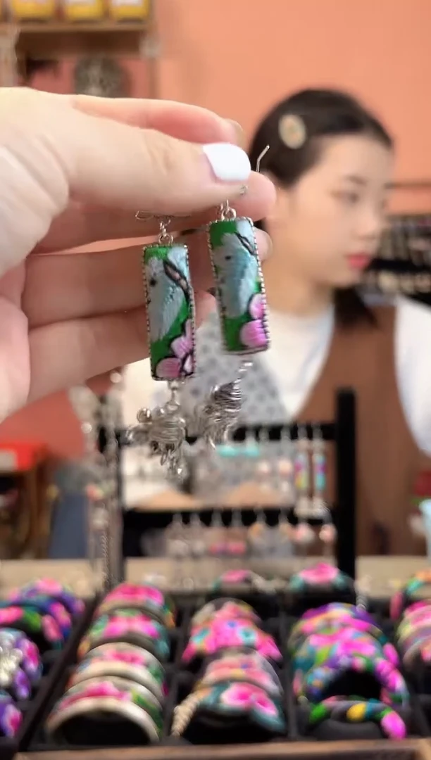 织绣 艺枝独绣老绣饰品188
