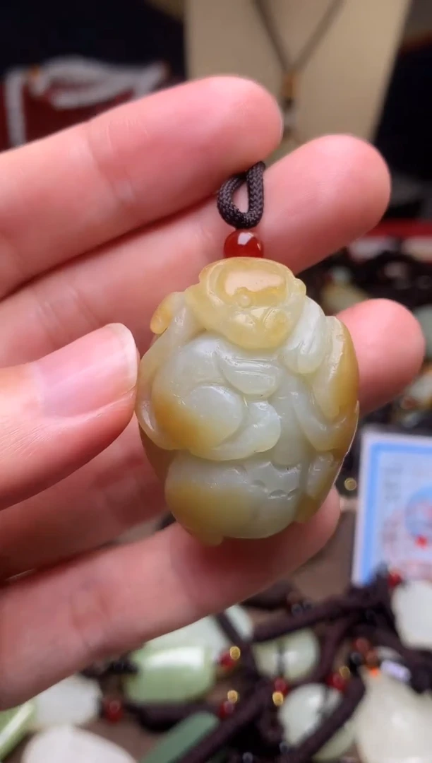 颈饰未镶嵌和田玉新疆料青海料清水和田玉吊坠