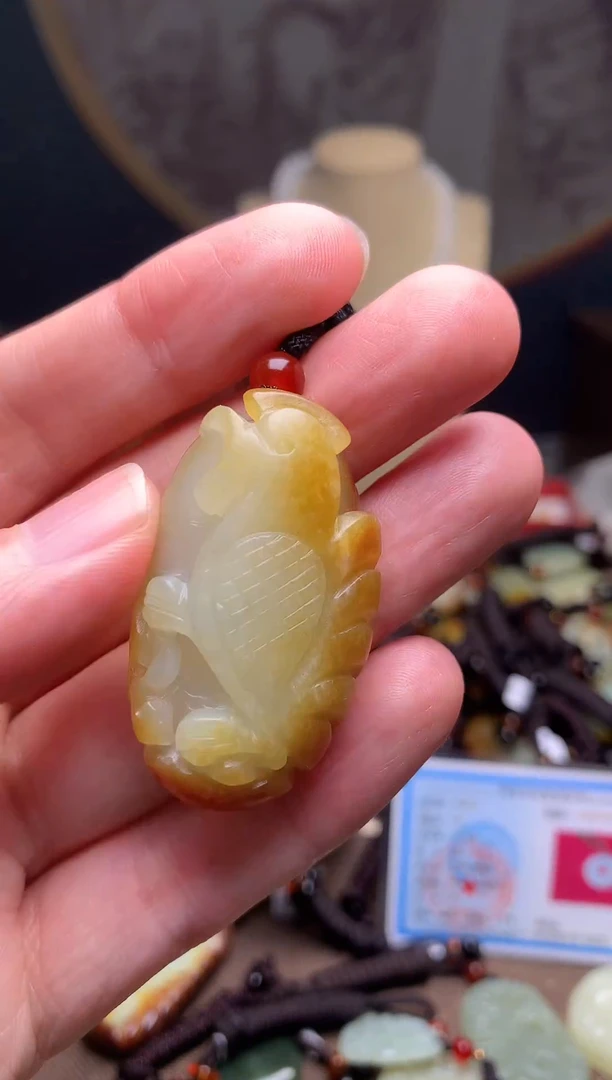 颈饰未镶嵌和田玉新疆料青海料清水和田玉吊坠