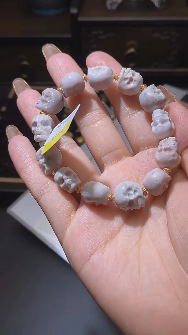 【闪购商品】吊坠Q31276白色阿呆手串