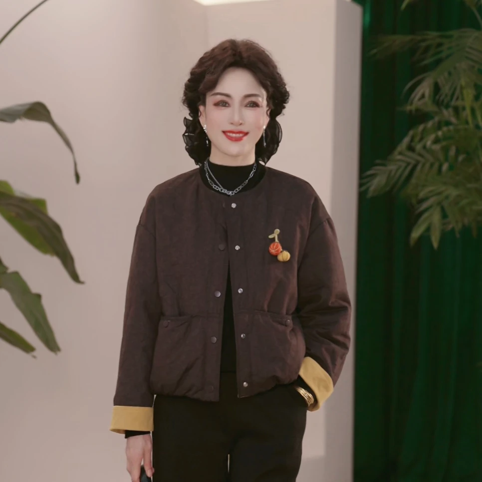 2025秋冬新款妈妈装洋气百搭上衣气质中年女装休闲时尚棉服外套
