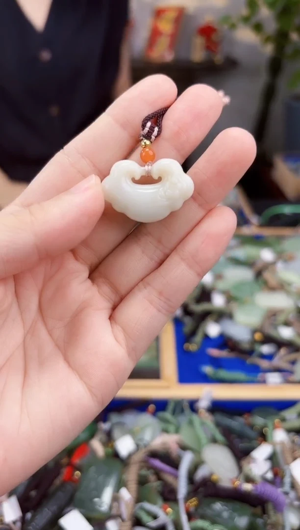 和田玉未镶嵌挂件拍一发一多样性发货