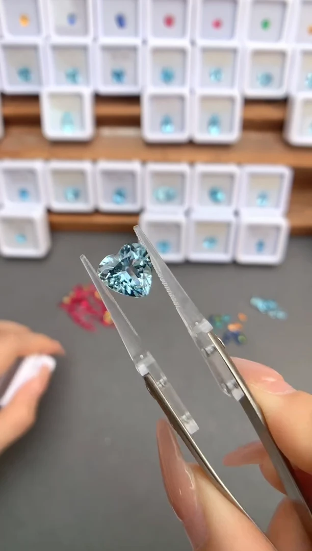 未镶嵌裸石定制海蓝宝石3.65ct 04056 圣玛