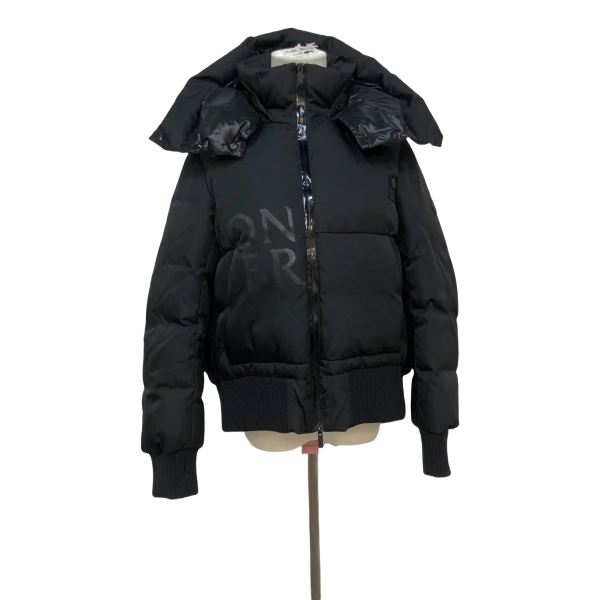 妃鱼/盟可睐/锦纶/羽绒服/95新/凡2/11