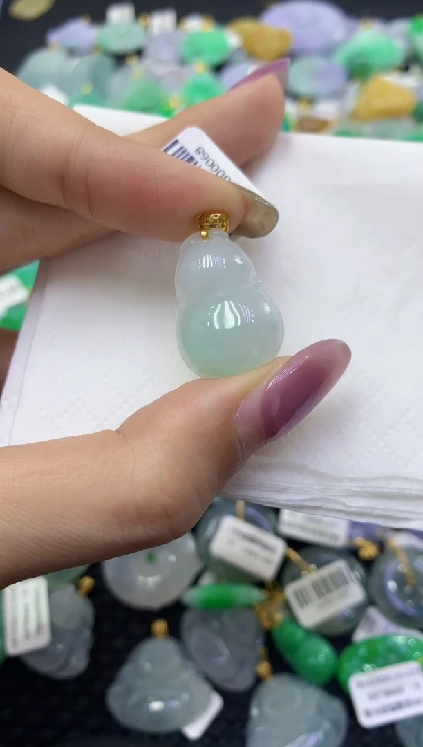 颈饰未镶嵌翡翠天然缅甸翡翠A货