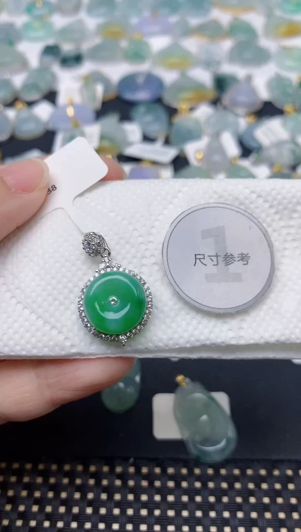颈饰银S925镶嵌翡翠天然缅甸A货翡翠