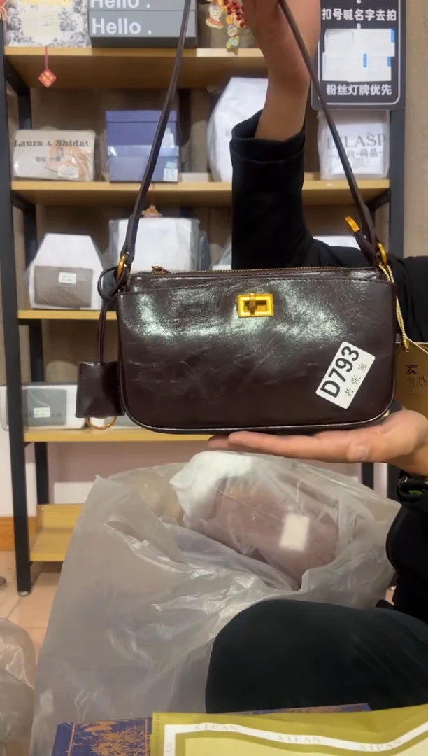 小牛剖层皮革老张家女包793