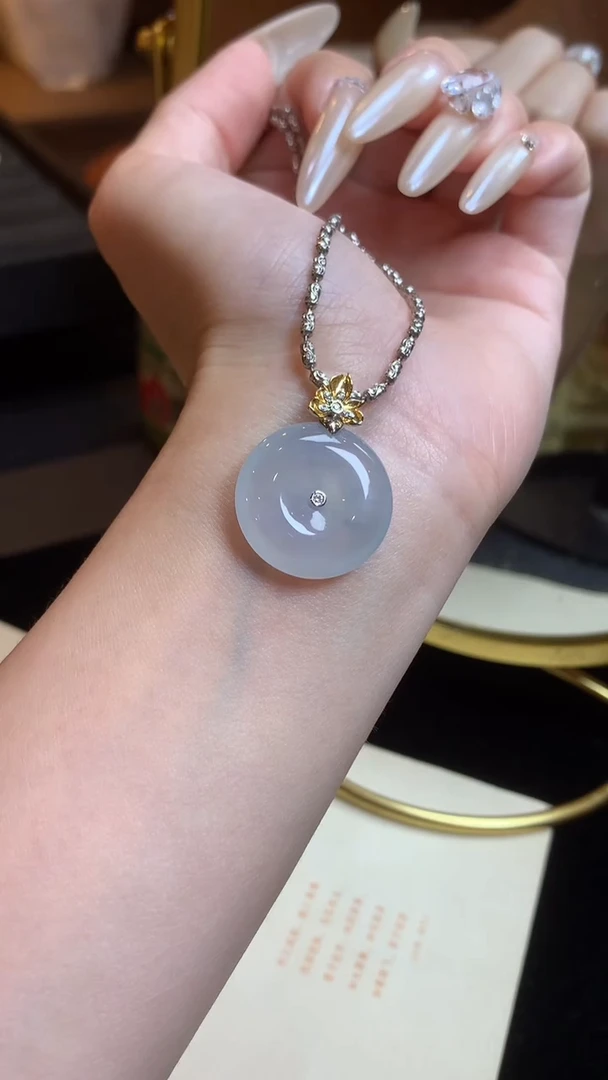 翡翠18K金镶嵌吊坠(不含链)翡翠平安扣