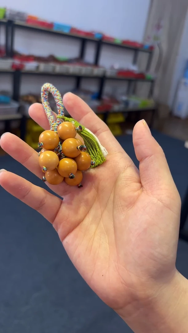 吊坠菩提根/象牙果猴头葡萄串