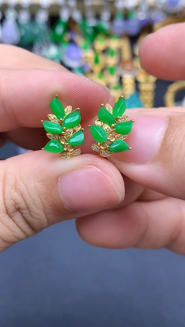18K金镶嵌翡翠耳饰591-中国好珍宝