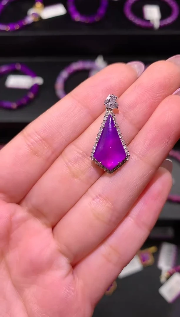 【闪购商品】苏纪石（舒俱来），18K金镶嵌舒俱来吊坠