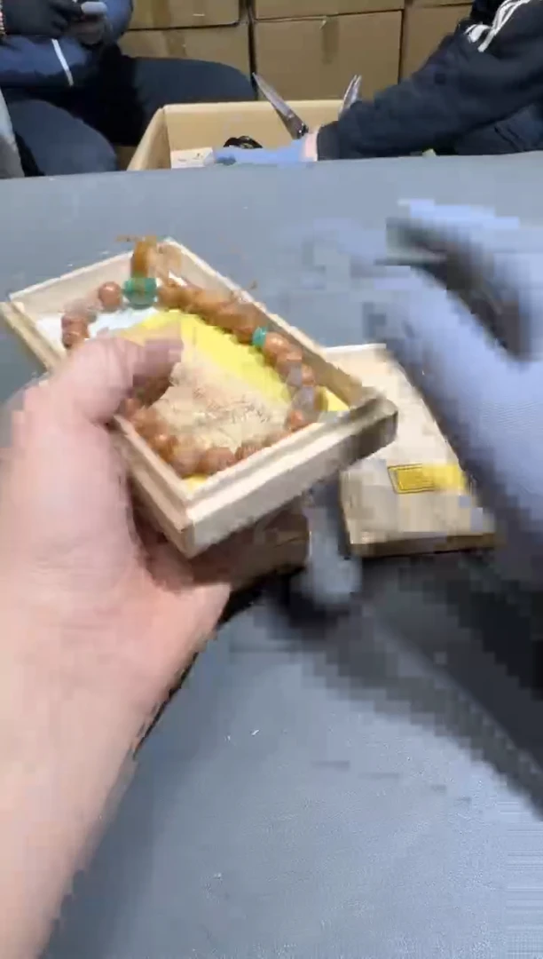 【闪购商品】杯小四孤品收藏中古品