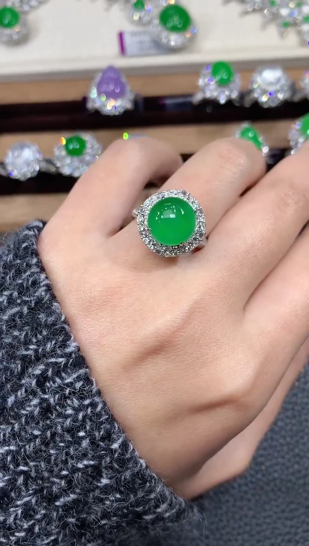 吊坠(不含链)18K金镶嵌翡翠C98