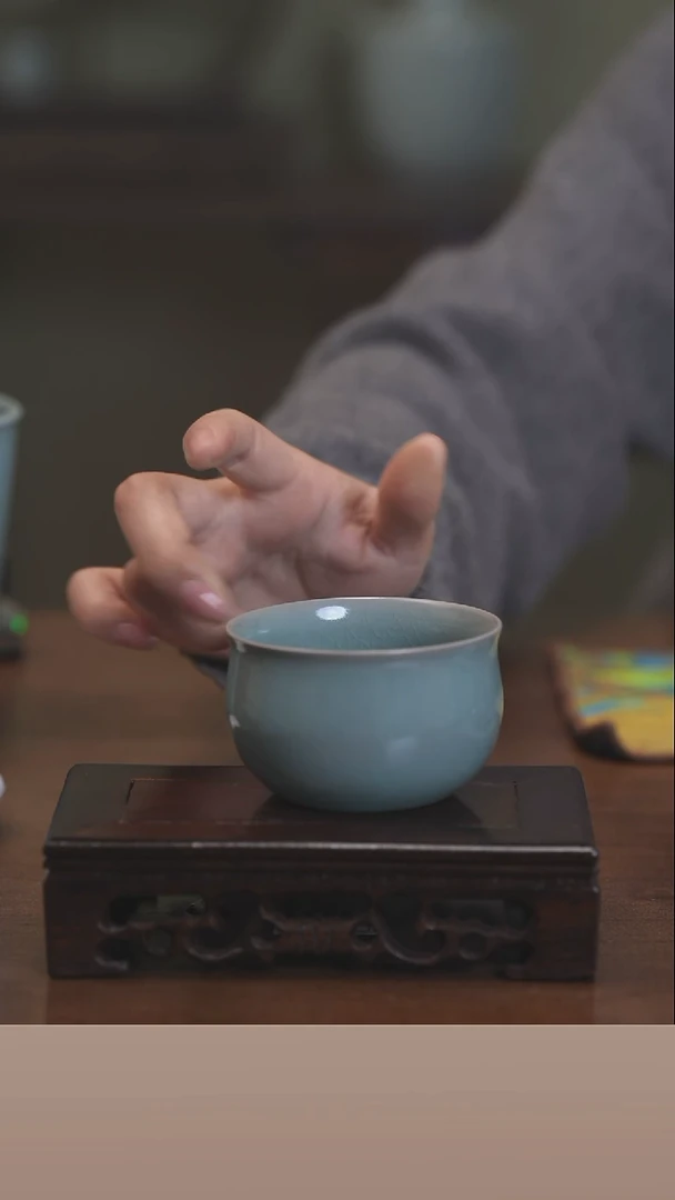 【闪购商品】清凉寺原产地仿古釉手工汝瓷炉式杯