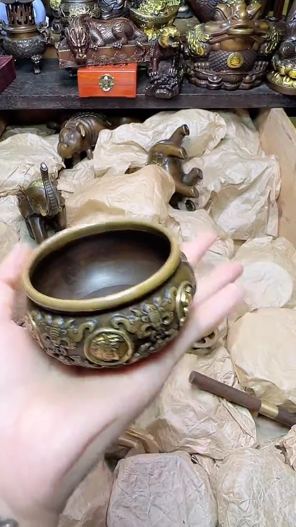 铜器摆件铜器摆件