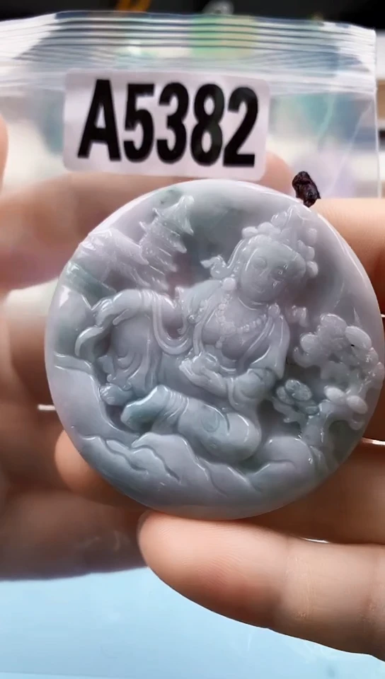 翡翠未镶嵌颈饰天然翡翠吊坠挂件