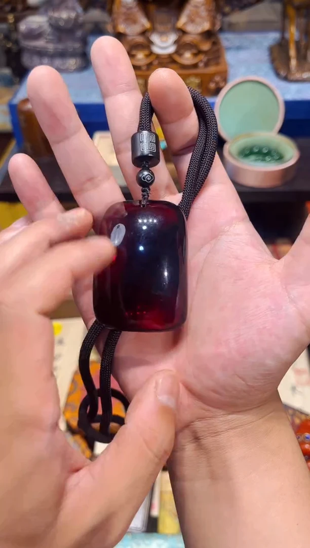 未镶嵌血珀裸石A老七专属高端精品78